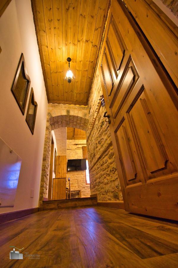 Hotel Praga Gjirokastër Exterior foto