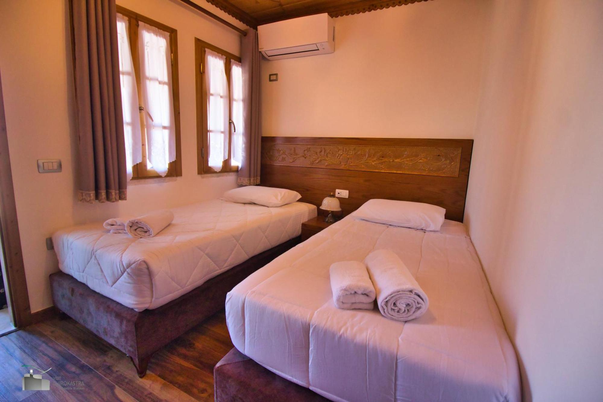 Hotel Praga Gjirokastër Zimmer foto